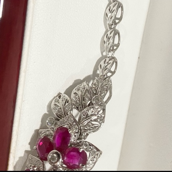 18k White Solid Gold Ruby/ Diamond Bracelet estimated evaluated over 13k - Picture 8 of 10